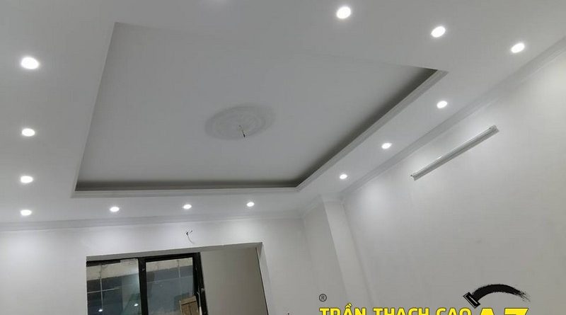 Thiết kế trần thạch cao phòng khách đẹp hiện đại nhà chú Hòa, ngõ 376, đường Bưởi