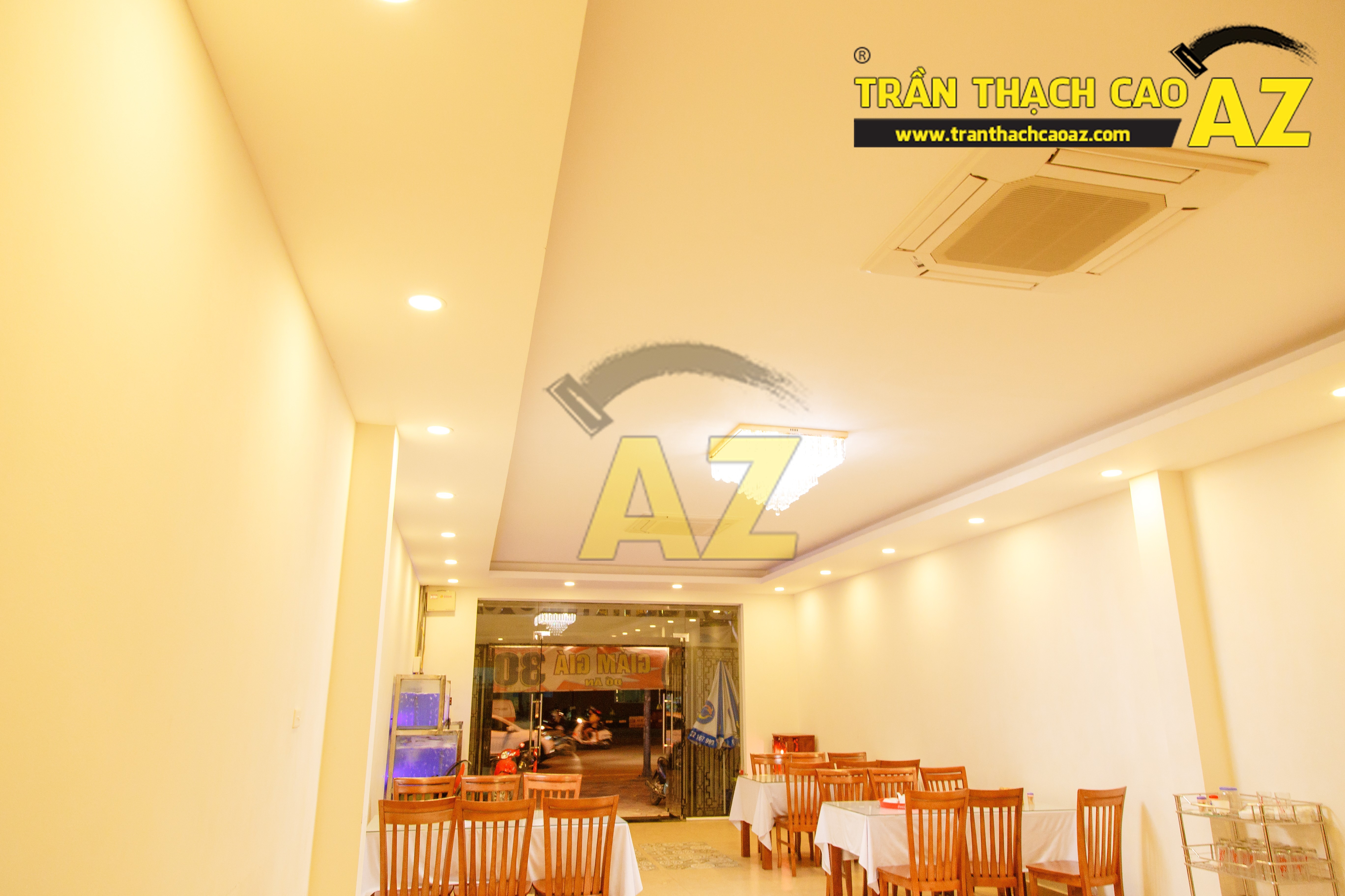 Mẫu trần thạch cao nhà hàng đẹp 08