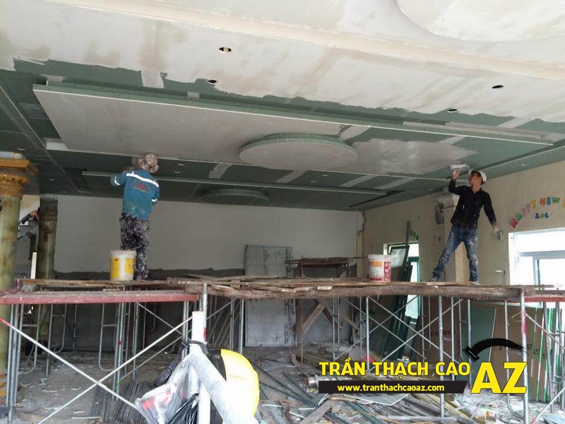 Thi công trần thạch cao cho nhà biệt thự tại Khe Sim, Đông Mai, Quảng Ninh