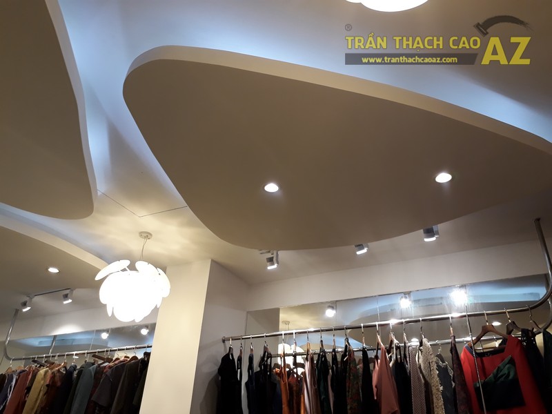 Thiết kế trần thạch cao đẹp đẳng cấp cực độc đáo của Pura Mela tại Royal City - 01 Thiết kế trần thạch cao đẹp đẳng cấp cực độc đáo của Pura Mela tại Royal City - 01