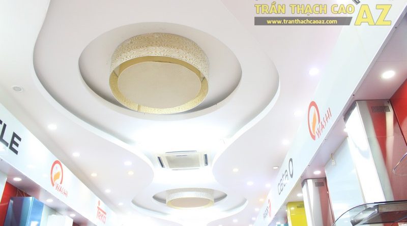Sử dụng hình khối ấn tượng, độc đáo như trần thạch cao showroom Bếp Hữu Thắng