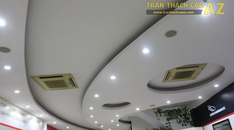 Tạo hình trần thạch cao cho cửa hàng Maxcare 366, Nghĩa Đàn, Đống Đa, Hà Nội