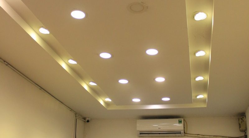 Hoàn thiện thi công trần thạch cao cho cửa hàng thời trang X6 Boutique 237 Phố Huế