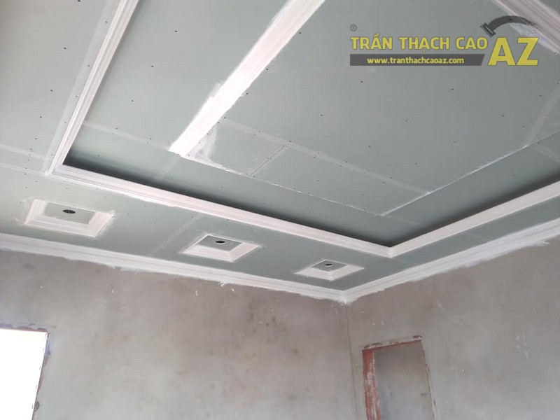 Thi công trần thạch cao phòng khách tại Đông Anh, Hà Nội nhà anh Tiến - 02