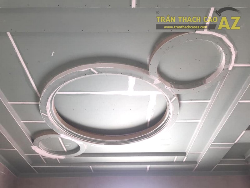 Thi công trần thạch cao quán karaoke đẹp tại Long Biên, Hà Nội nhà anh Hòa - 03 Thi công trần thạch cao quán karaoke đẹp tại Long Biên, Hà Nội nhà anh Hòa - 03